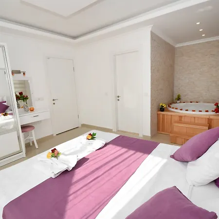 Villa Kal1590 Zeytin Islamlar 2 Bedrooms